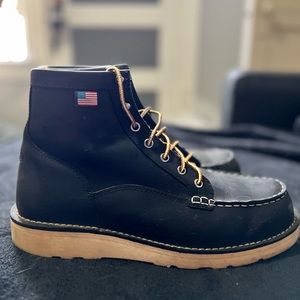 Danner Boots Black Moc Toe Men’s 10.5